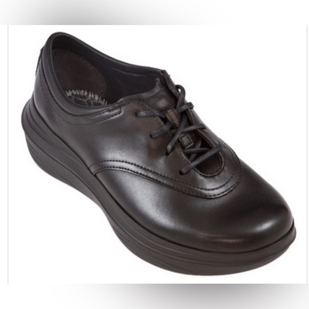 kybun Switzerland Wangbi Black Leather Women’s Sneakers